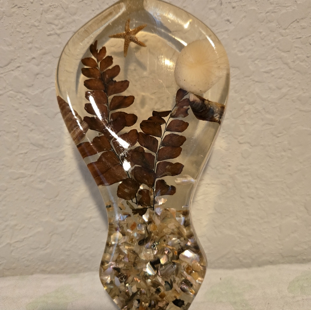 Vintage Acrylic Spoon Rest With Shells.